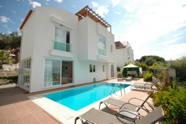 Villa With Private Swimming Pool
