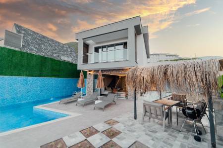 Comfort Villa with Sea View,  Sheltered Private Pool, Indoor Pool and Jacuzzi in Antalya Finike