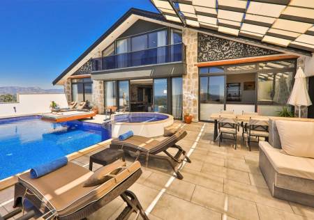 Modern Villa with Private Pool, Kids Pool, Heated Private Pool, Pool Terrace, Jacuzzi, Sauna in Kalkan