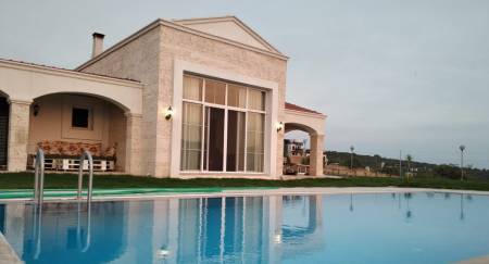 Luxury Villa with Amazing Sea View, Private Pool, Large Garden, Fireplace and Parking Lot in Izmır Foca