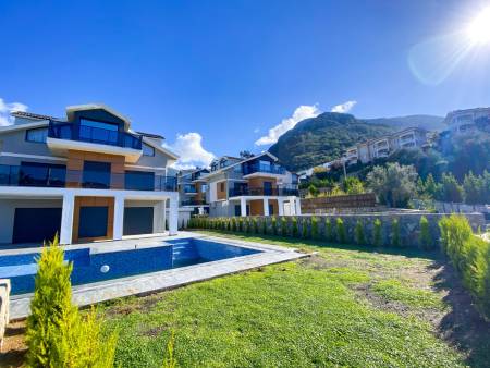 Spacious Villa with Private Pool, Private Garden, Pool Terrace, Barbeque in Fethiye Ovacik Area