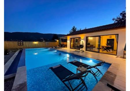 Magnificent Villa with Private Pool, Private Garden, Pool Terrace, Jacuzzi in Kalkan Saribelen Area
