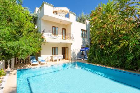 Centrally Located Villa with Barbecue, Private Pool and Garden in Kalkan