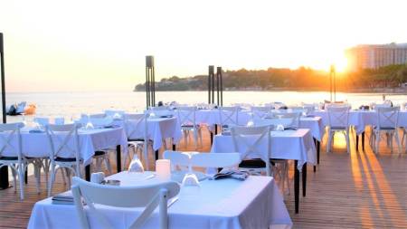 seafood restaurant