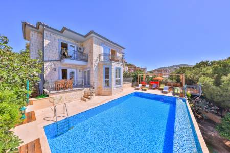 Villa with Sea View, Private Infinity Pool, Large Veranda, Surrounded by Green Nature in Kas Çukurbağ Peninsula