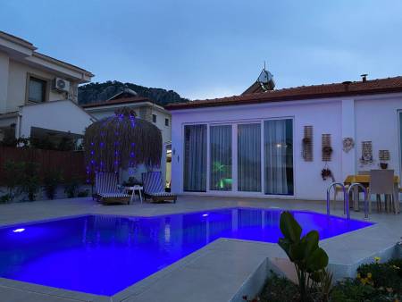 Tiny Villa with Jacuzzi, Fire Pit, Private Pool and Private Garden in Mugla Dalyan