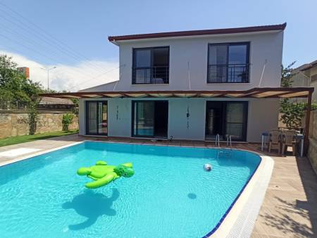 Modern Villa with Private Pool and Sunbathing Terrace, Barbeque in Kusadasi Yavansu