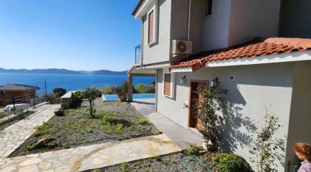 Comfortable Villa with Excellent Sea View, Private Infinity Pool, Close to the Beach in Sogut, Marmaris
