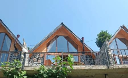Excellent Bungalow with Green Nature View, Jacuzzi and Fireplace in Rize Camlihemsin
