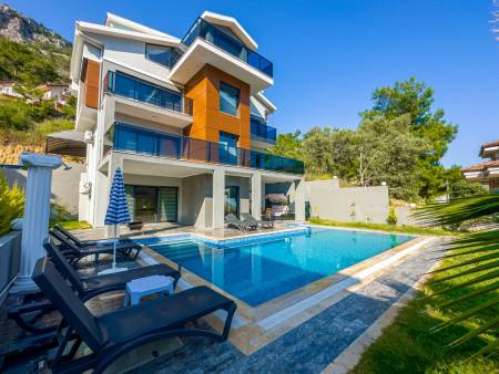 Modern Villa with Partial Sea View From the Terrace, Jacuzzi, Private Pool and Garden in Gocek