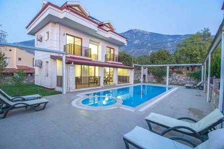 Duplex Villa with Sheltered Private Pool and Private Garden, in a Central Location in Fethiye Ovacik
