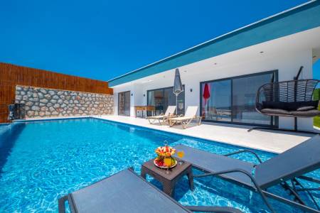 Comfortable Villa with Sheltered Private Pool, Private Garden, Sauna and Jacuzzi in Kas Cavdir