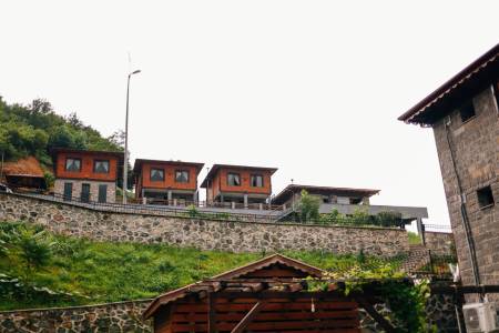 Comfortable Wooden Villa with Magnificent Mountain and Firtina Valley View, Fireplace Stove in Rize Ardesen