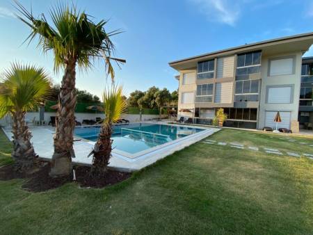 Modern Vacation Home in a Facility with Shared Pool and Kids Pool in Kusadasi