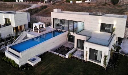 Magnificent Villa with Sea View, Private Infinity Pool, Sauna, Jacuzzi, Fireplace in Bodrum Turgutreis Area